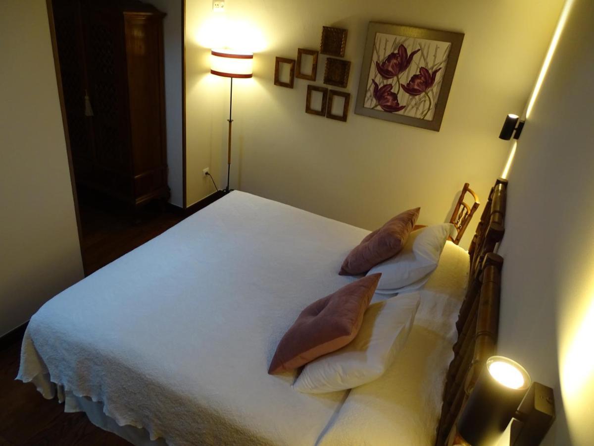 El Colladin Guest House Llerices ภายนอก รูปภาพ
